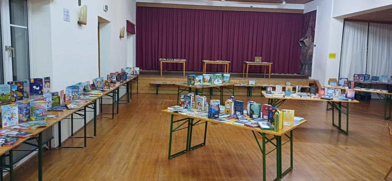 Buchausstellung 2025